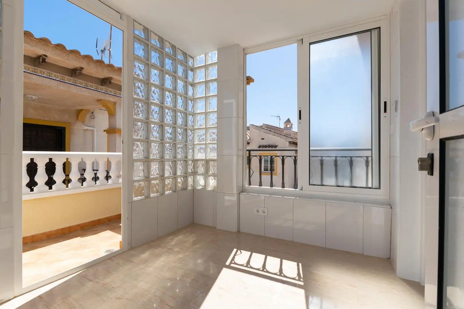 Bungalow avec piscine à vendre à Calle HORIZONTE CL 4, imagen 7