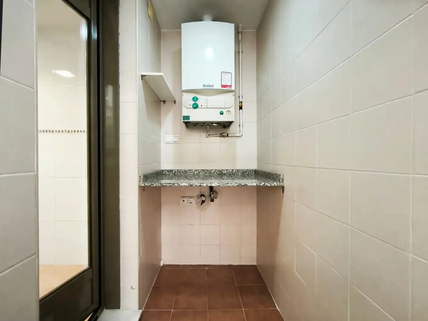 Kitchen of Flat for sale in Plaza Xúquer
