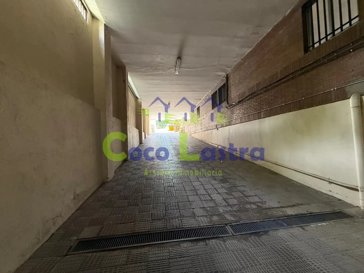 Parkplatz von Wohnung zum Verkauf in Salamanca mit Heizung, Parkett und Balkon