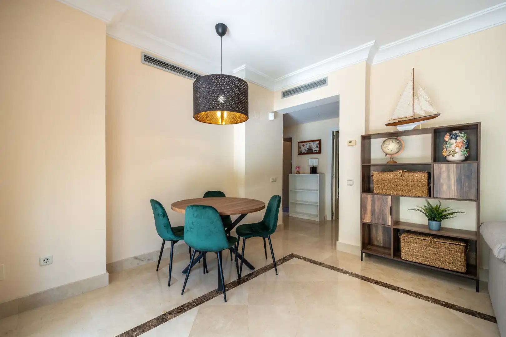 Dining room of Ground floor for sale in Estepona  with Air Conditioner, Private garden and Terrace