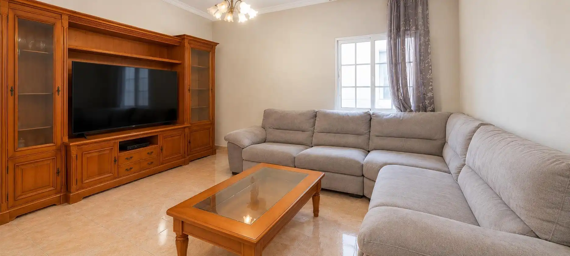 Piso en venta en La Línea de la Concepción, Cádiz