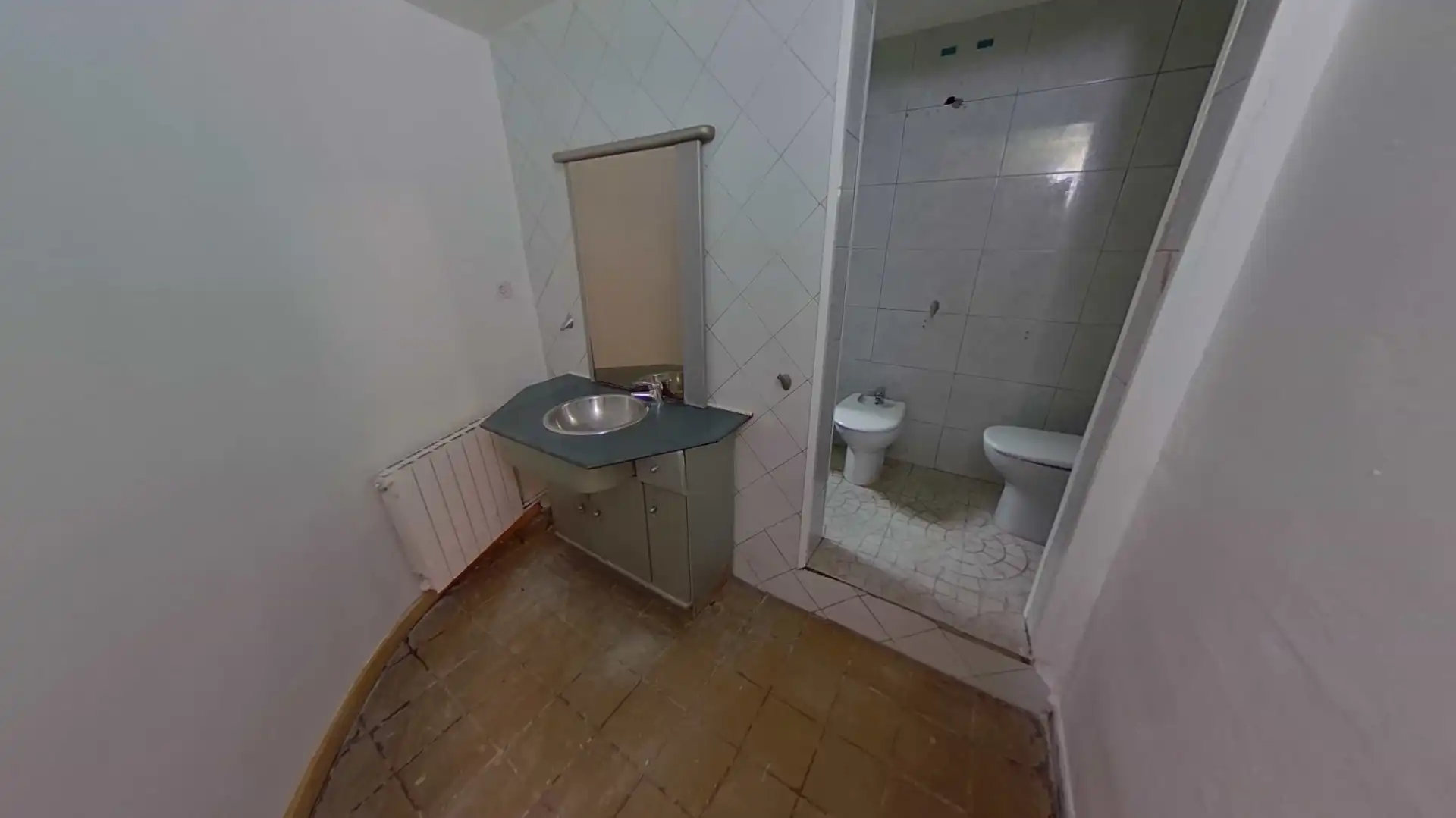 Bathroom of Flat for sale in Pallejà  with Terrace