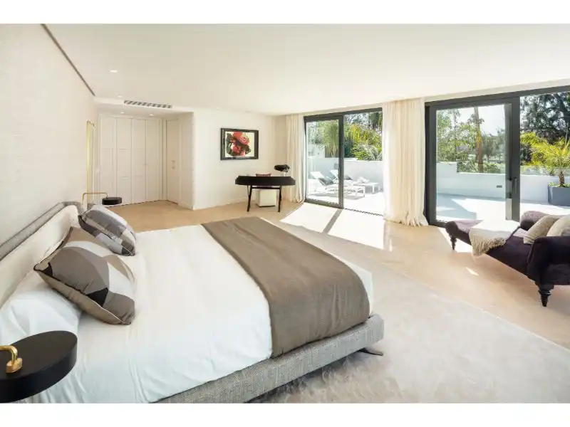 Casa con piscina en venta en Marbella Centro, imagen 2