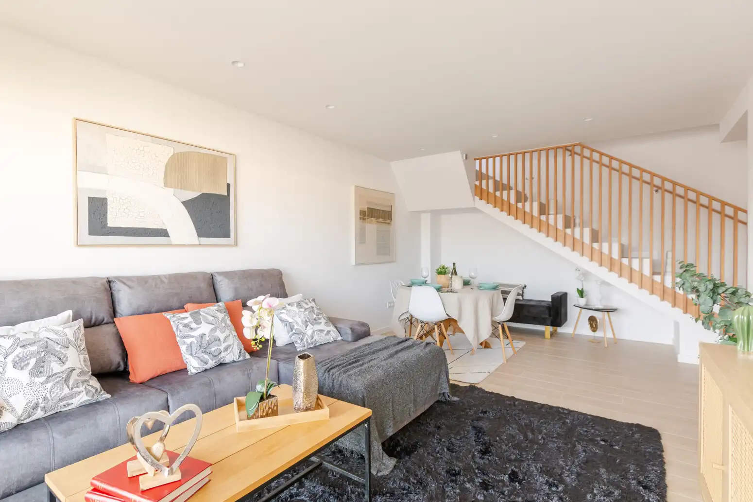 Living room of Attic for sale in Zizur Mayor / Zizur Nagusia  with Air Conditioner, Heating and Private garden