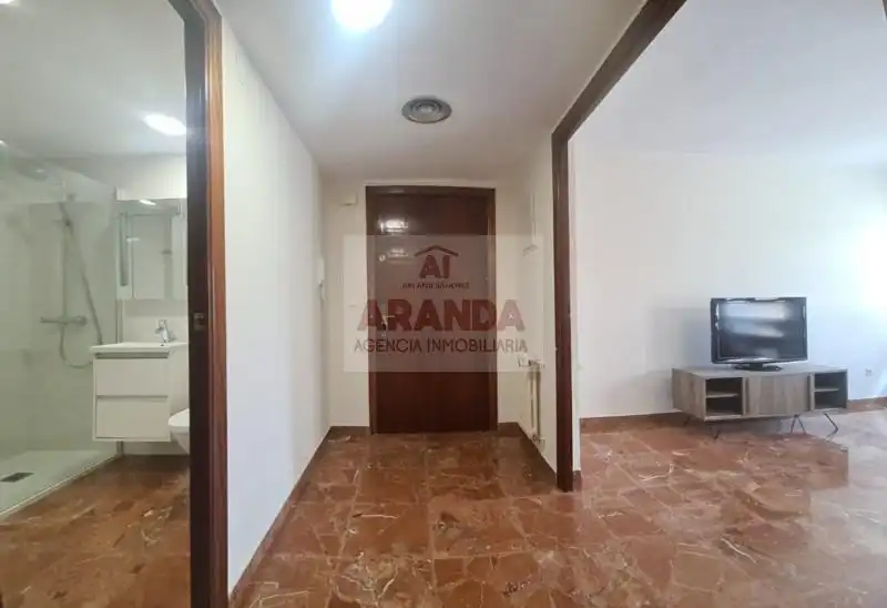 Piso de alquiler en Zaragoza con Aire acondicionado, Calefacción y Trastero