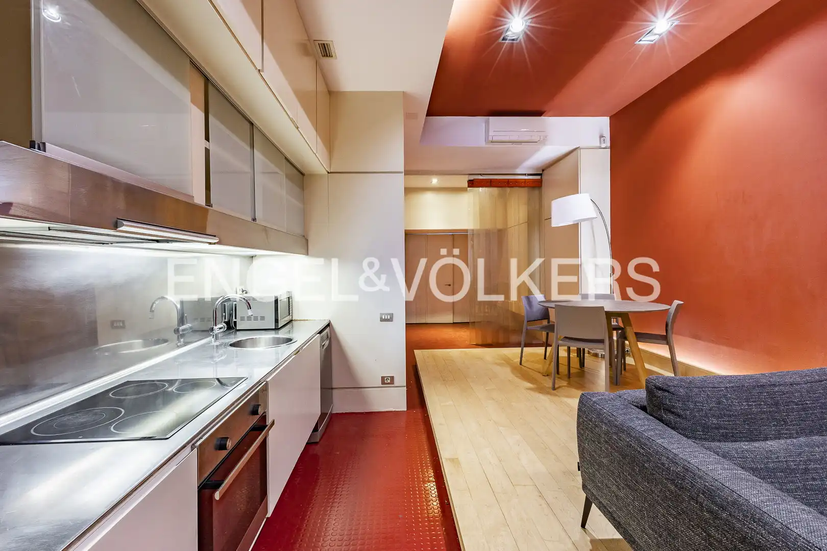 Cuina de Planta baixa de lloguer en Barcelona amb Aire condicionat, Calefacció i Parquet