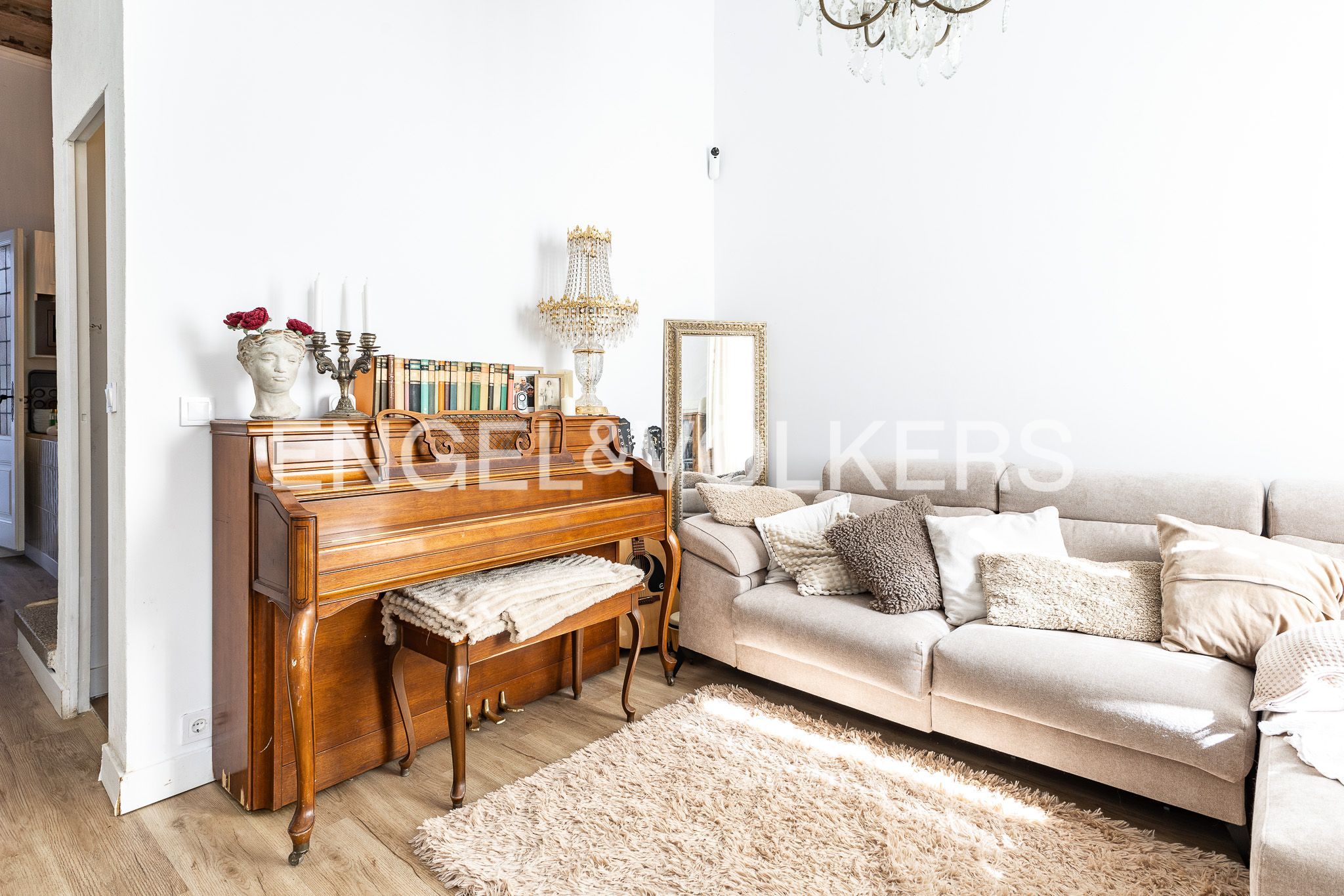 Living room of Houses for sale in Mataró  with Air Conditioner, Heating and Storage room