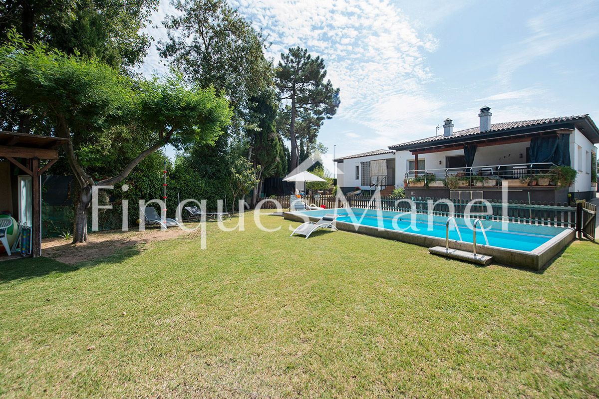 Garden of House or chalet for sale in Fontcoberta  with Air Conditioner, Heating and Private garden