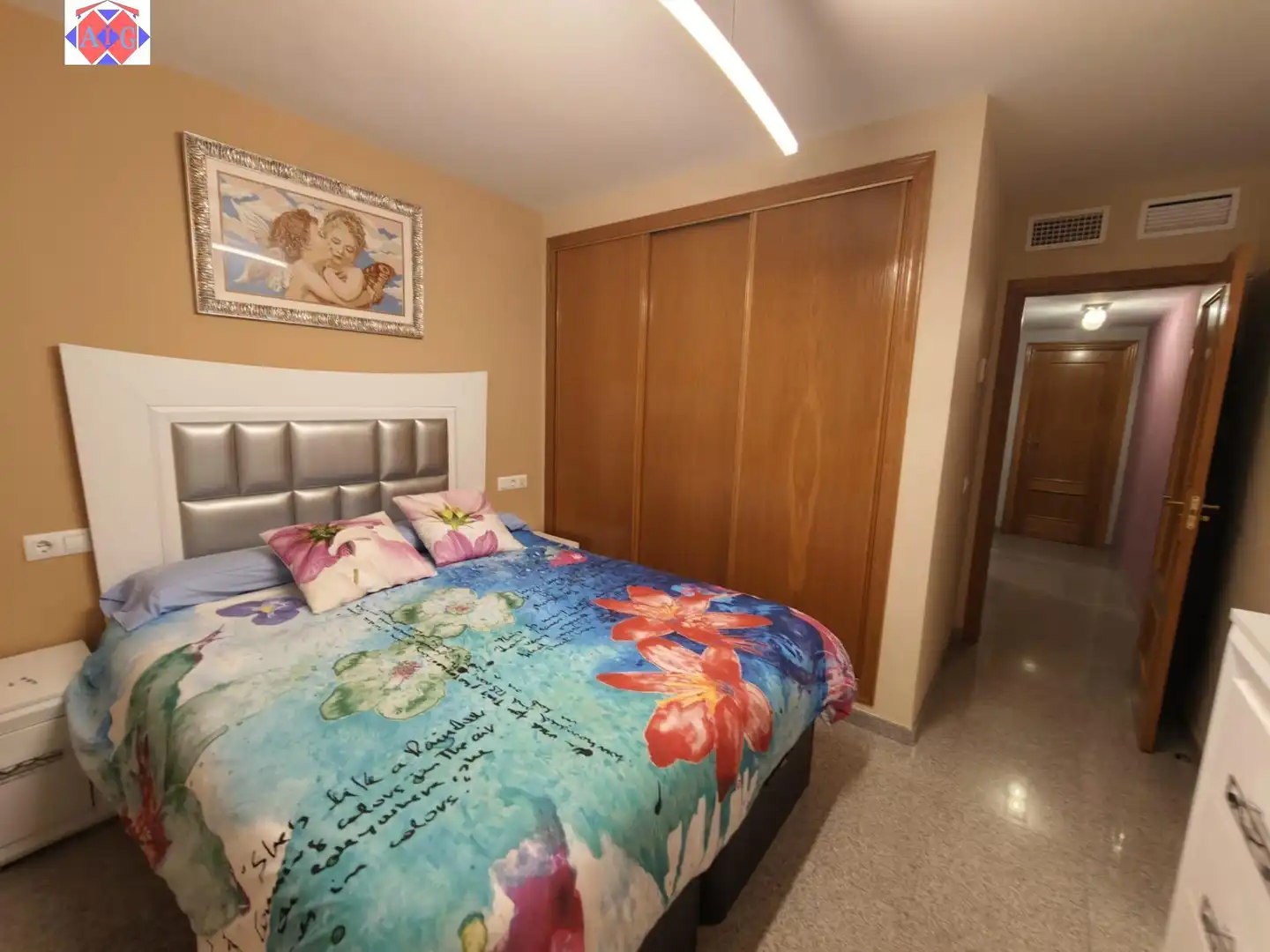 Schlafzimmer von Dachboden zum Verkauf in Lújar mit Klimaanlage, Terrasse und Möbliert