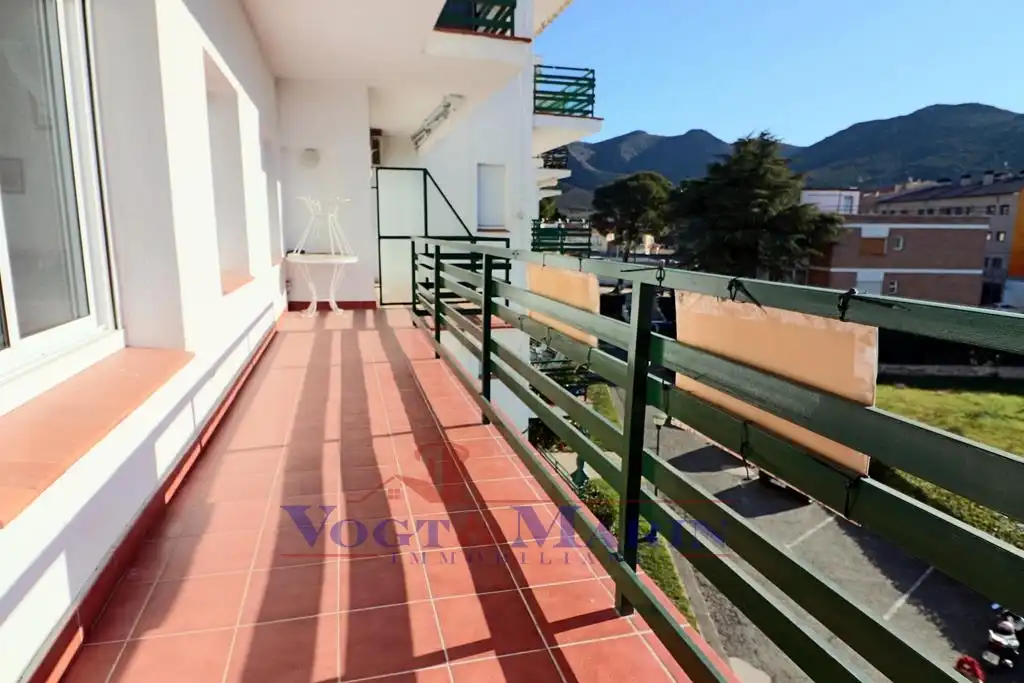 Apartment mit Pool zum Verkauf in Carrer Lisboa