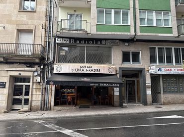 Local comercial en traspaso en Av de la habana 3