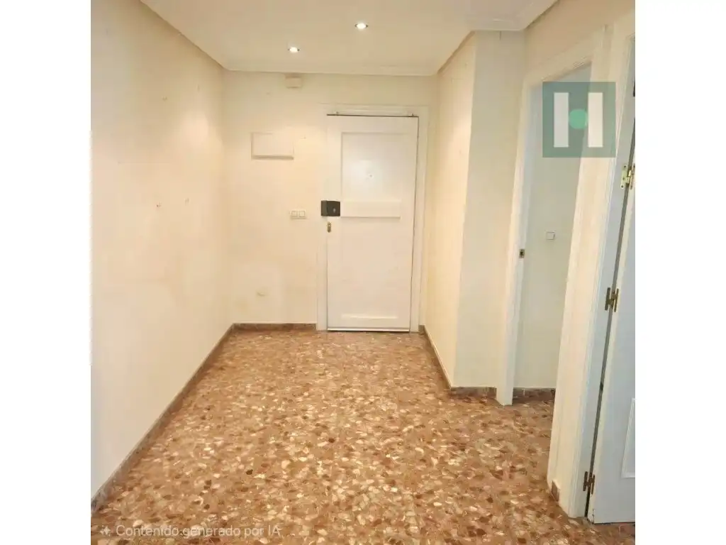 Piso en venta en Plaza Castellini, Casco Antiguo
