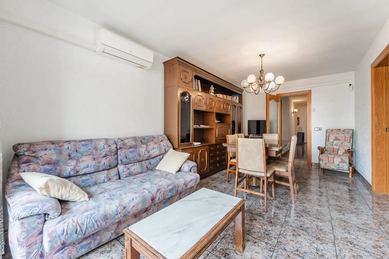 Living room of Flat for sale in Mollet del Vallès  with Air Conditioner, Heating and Storage room