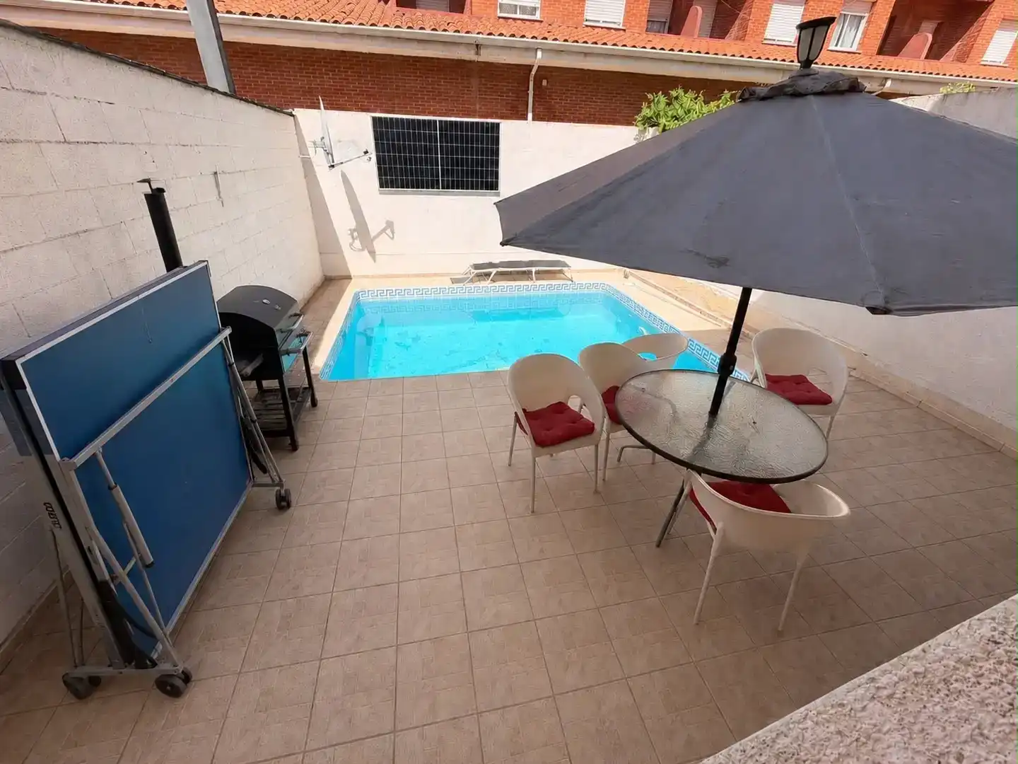 Piscina de Casa o chalet en venta en Ocaña con Jardín privado, Parquet y Piscina