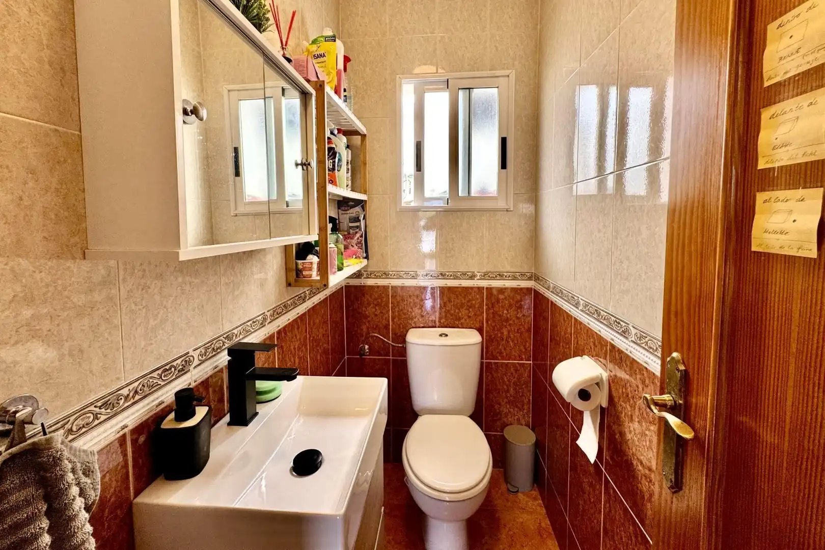 Baño de Casa adosada en venta en Torrevieja con Aire acondicionado, Calefacción y Jardín privado