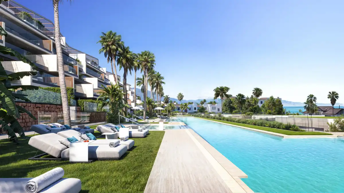 Terrasse von Erdgeschoss zum Verkauf in Manilva mit Privatgarten, Terrasse und Abstellraum