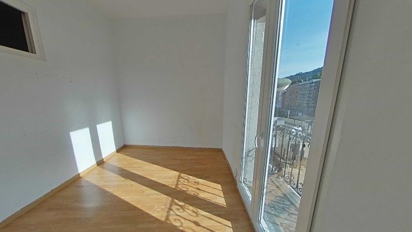 Flat for sale in AVDA MIRAFLORES, Atxuri