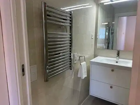 Dachboden zur Miete in Carrer de Jaume de Montcorb, Turó de Can Mates