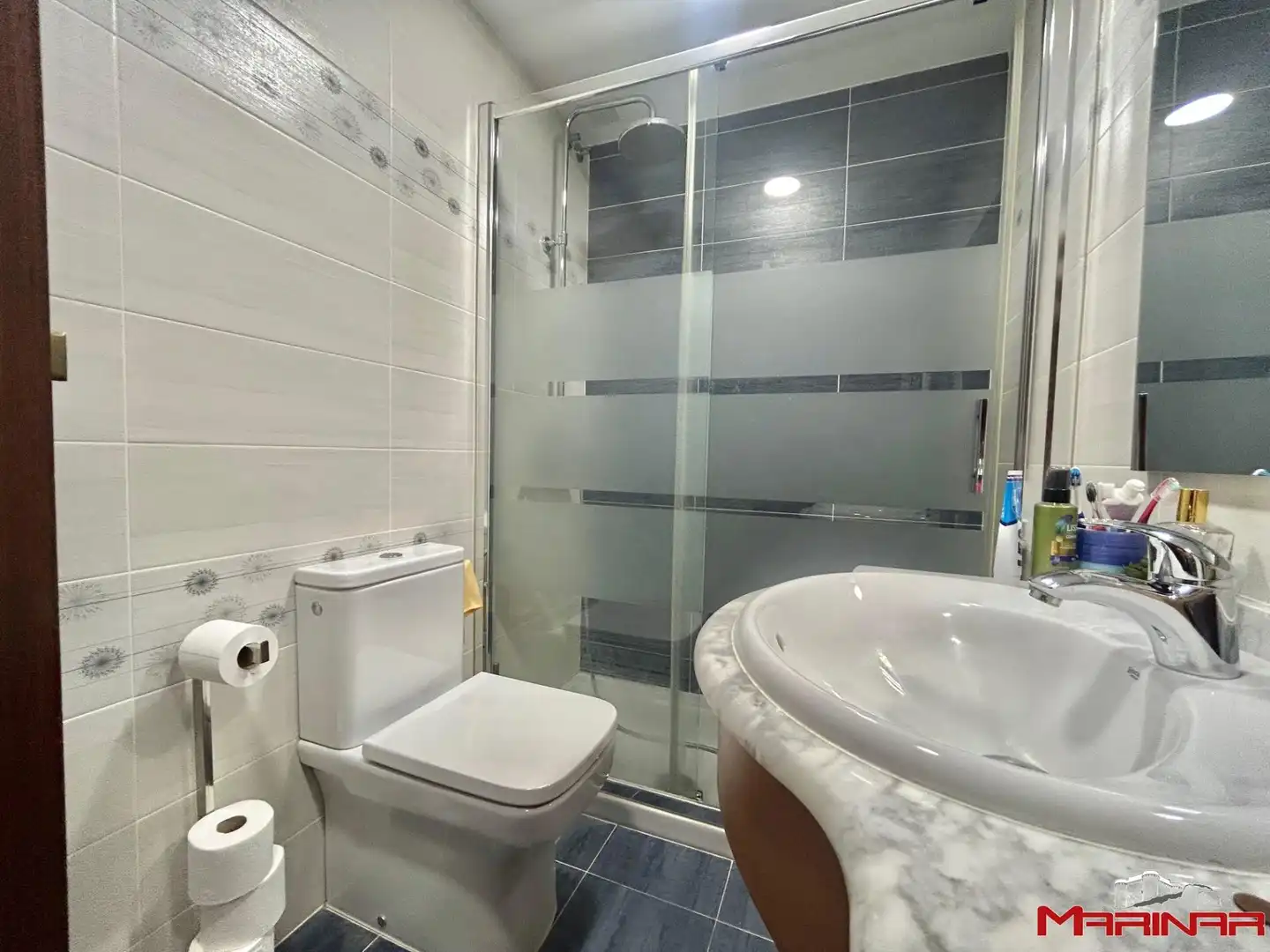 Baño de Casa adosada en venta en Seseña con Aire acondicionado, Calefacción y Jardín privado