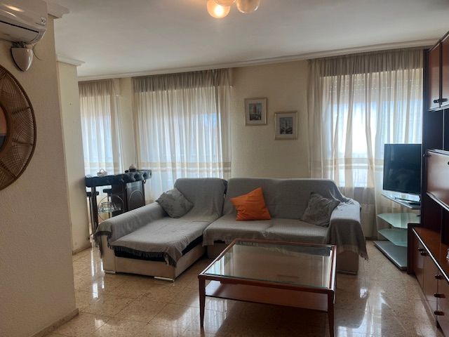 Living room of Flat for sale in Benicasim / Benicàssim  with Furnished