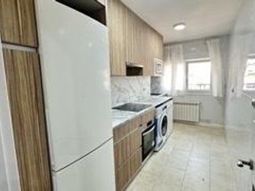 Appartement compact avec ascenseur à louer à Centro