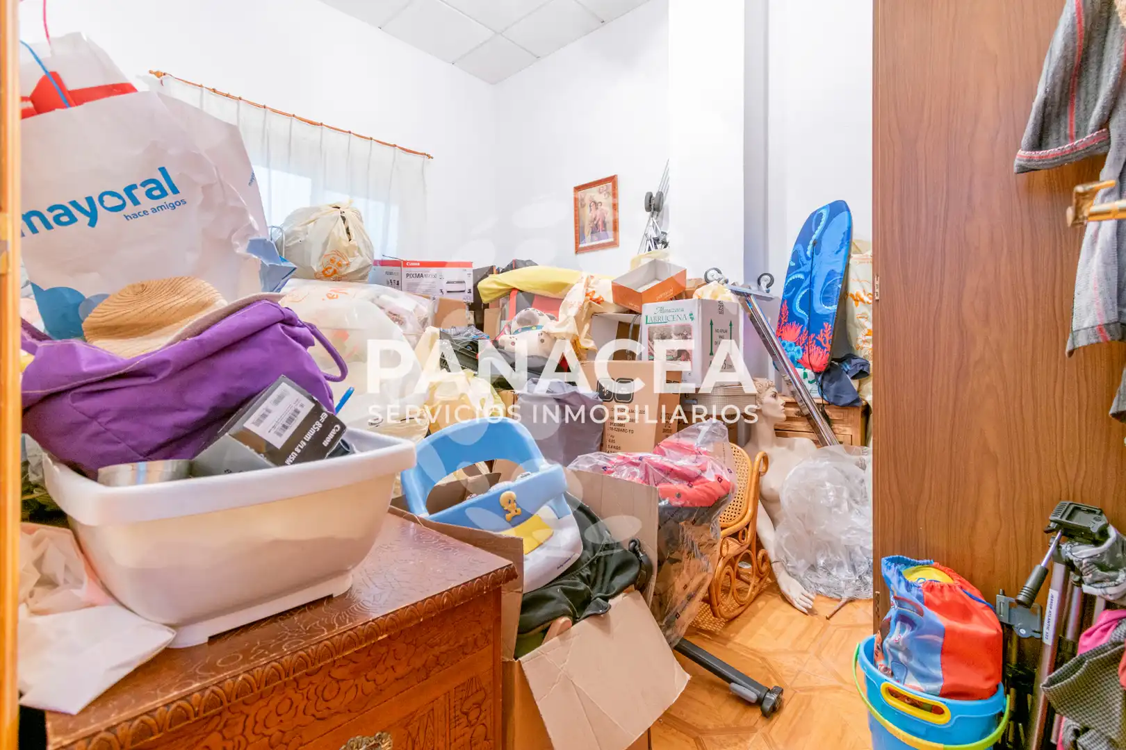 Local en venta en Vícar