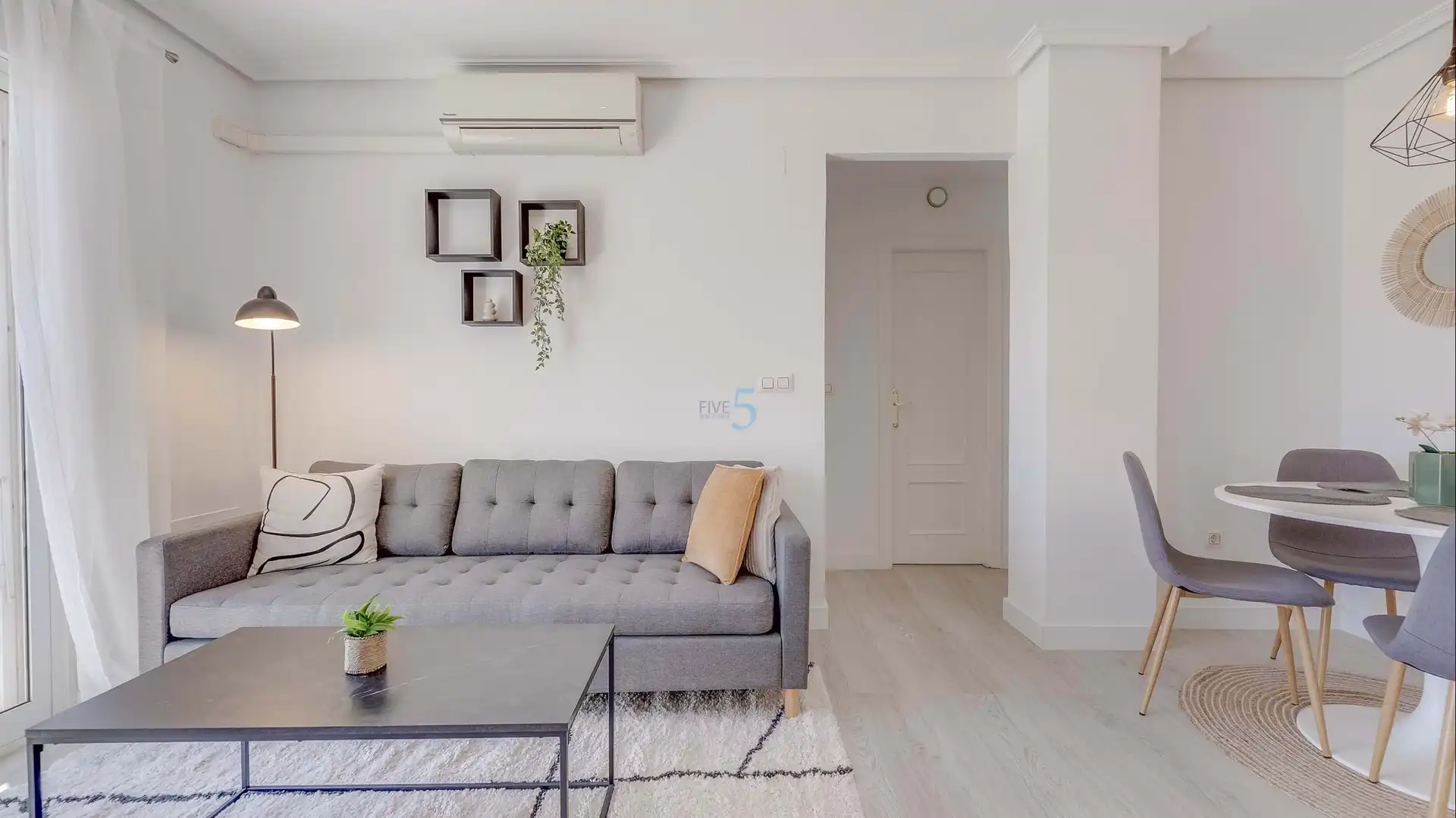 Living room of Flat for sale in Orihuela  with Air Conditioner, Swimming Pool and Furnished
