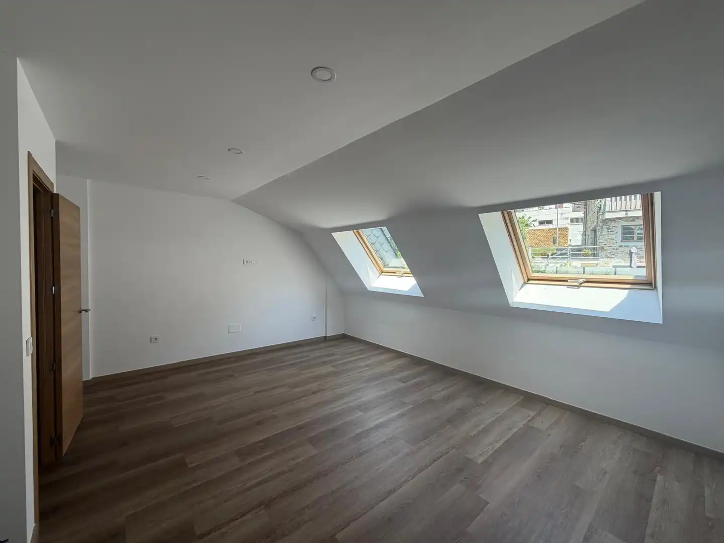 Casa o chalet de alquiler en Lugo con Calefacción, Jardín privado y Parquet