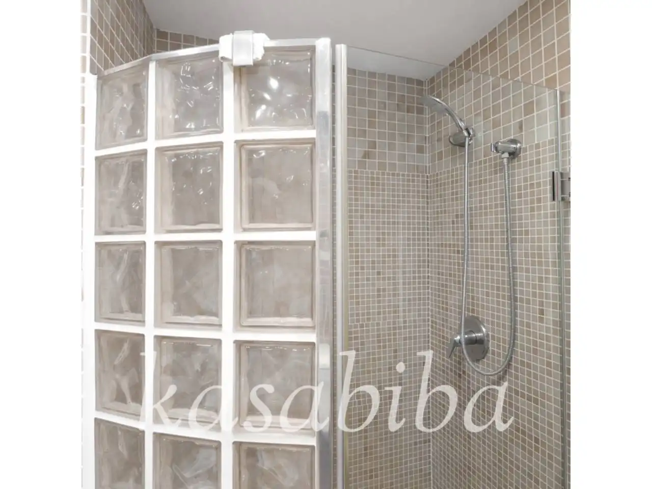 Baño de Piso en venta en Valencia con Aire acondicionado, Calefacción y Parquet