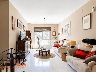 Piso con ascensor en venta en Genil