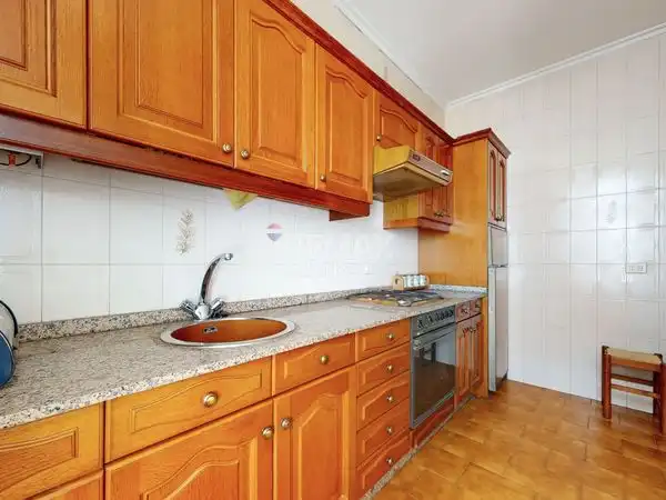 Cuina de Casa o xalet en venda en Centro Urbano