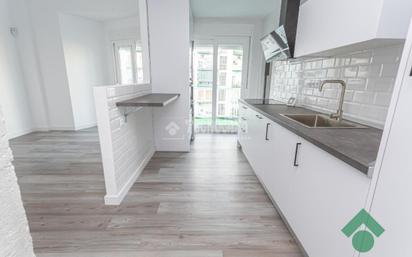 Kitchen of Flat for sale in Algeciras  with Air Conditioner, Parquet flooring and Balcony