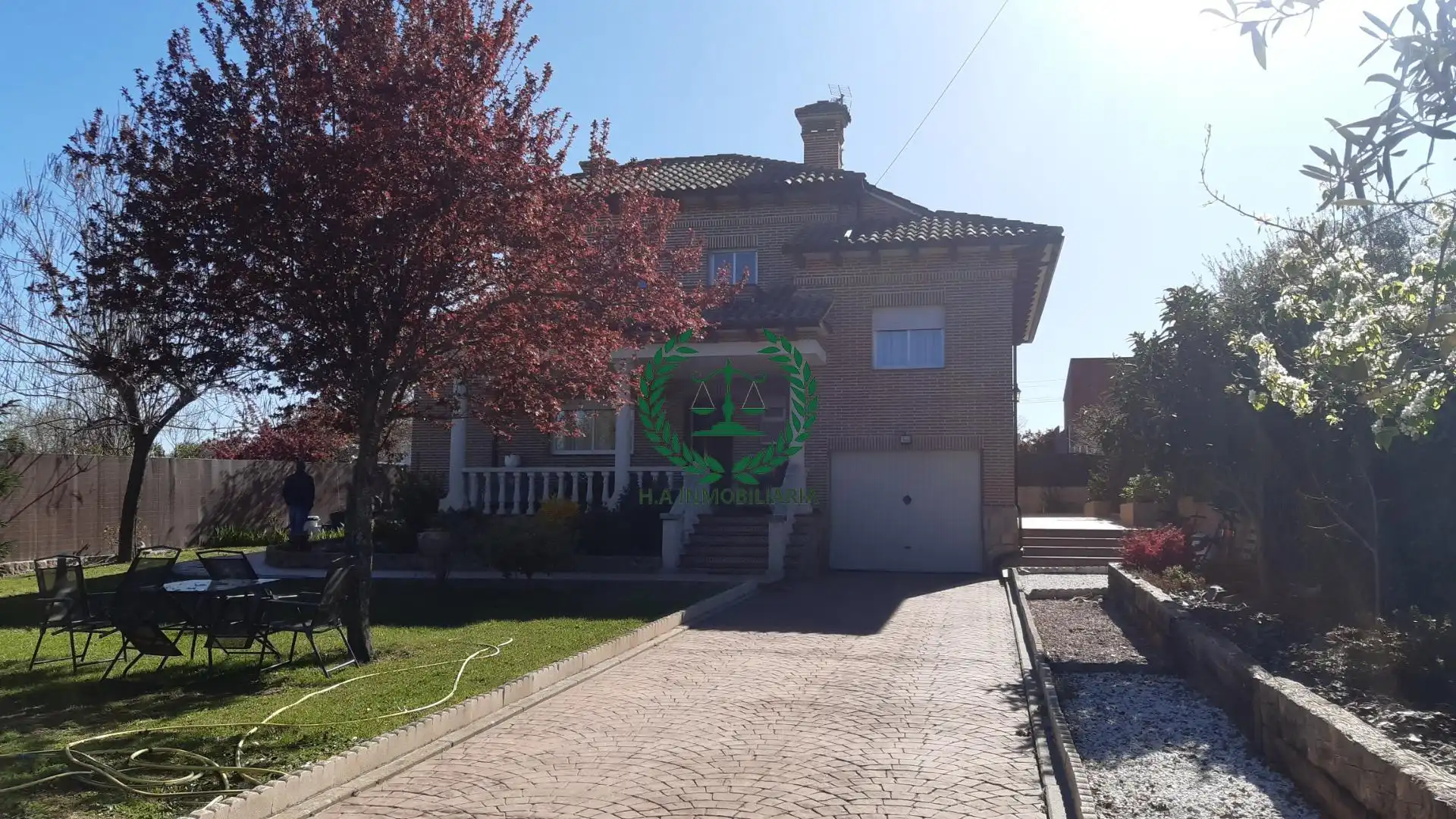 Vista exterior de Casa o chalet de alquiler en Pedrezuela con Calefacción, Jardín privado y Terraza