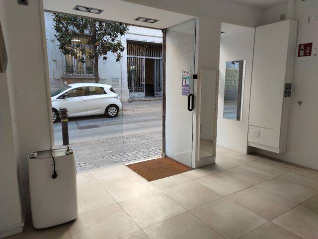 Local comercial en Alquiler en Centre - Barri Vell