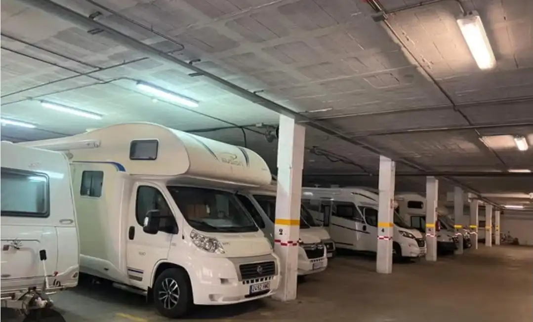 Parking de Garaje de alquiler en San Cibrao das Viñas