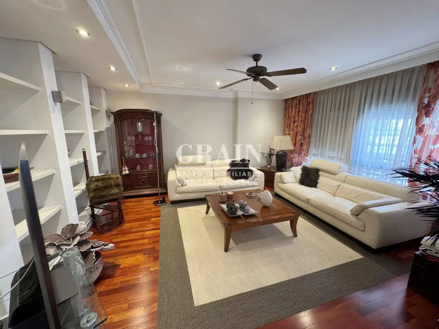 Living room of Flat for rent in Albacete  with Air Conditioner and Heating