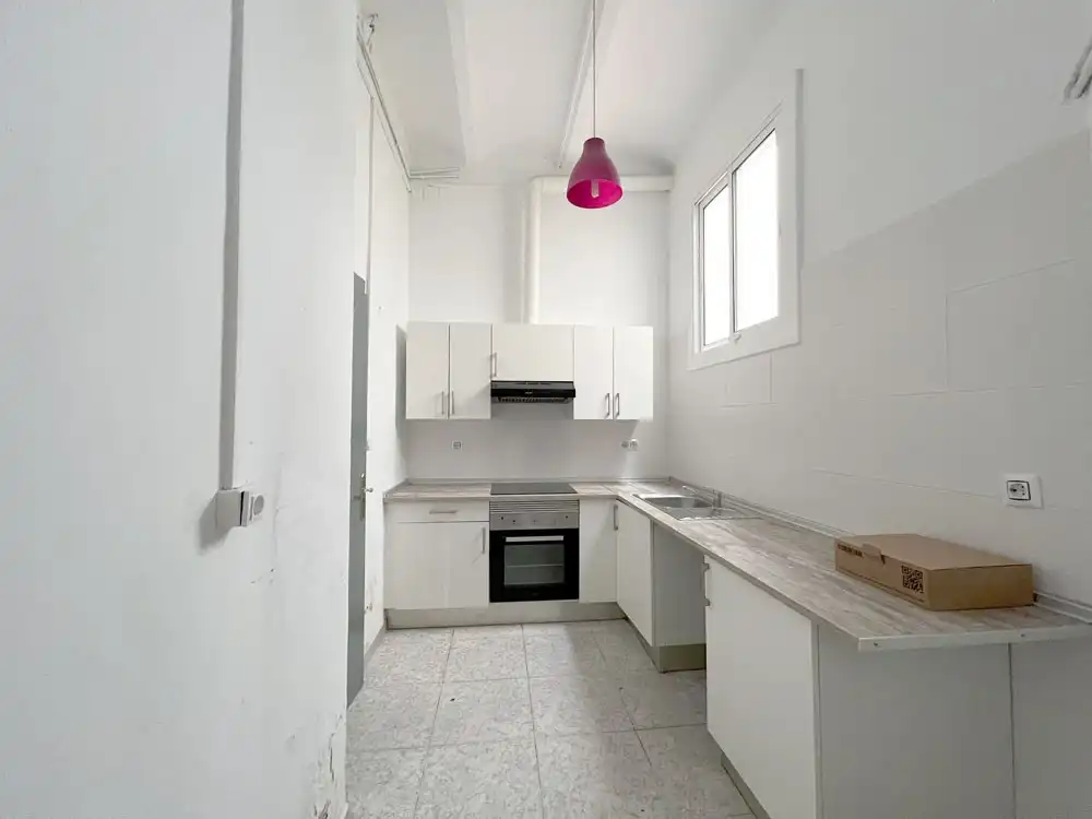 Others for sale in AUGUST, imagen 7