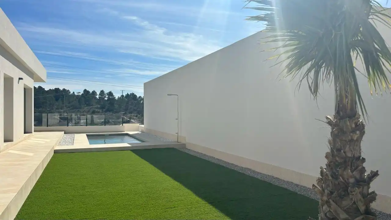 Piscina de Casa o chalet de alquiler en Finestrat con Aire acondicionado, Jardín privado y Piscina