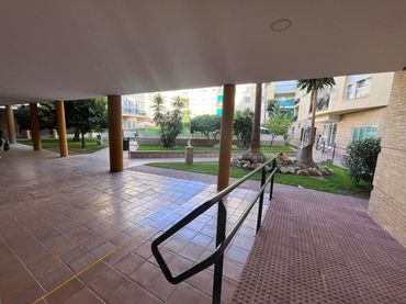 Piso con piscina en venta en Calle Caribe