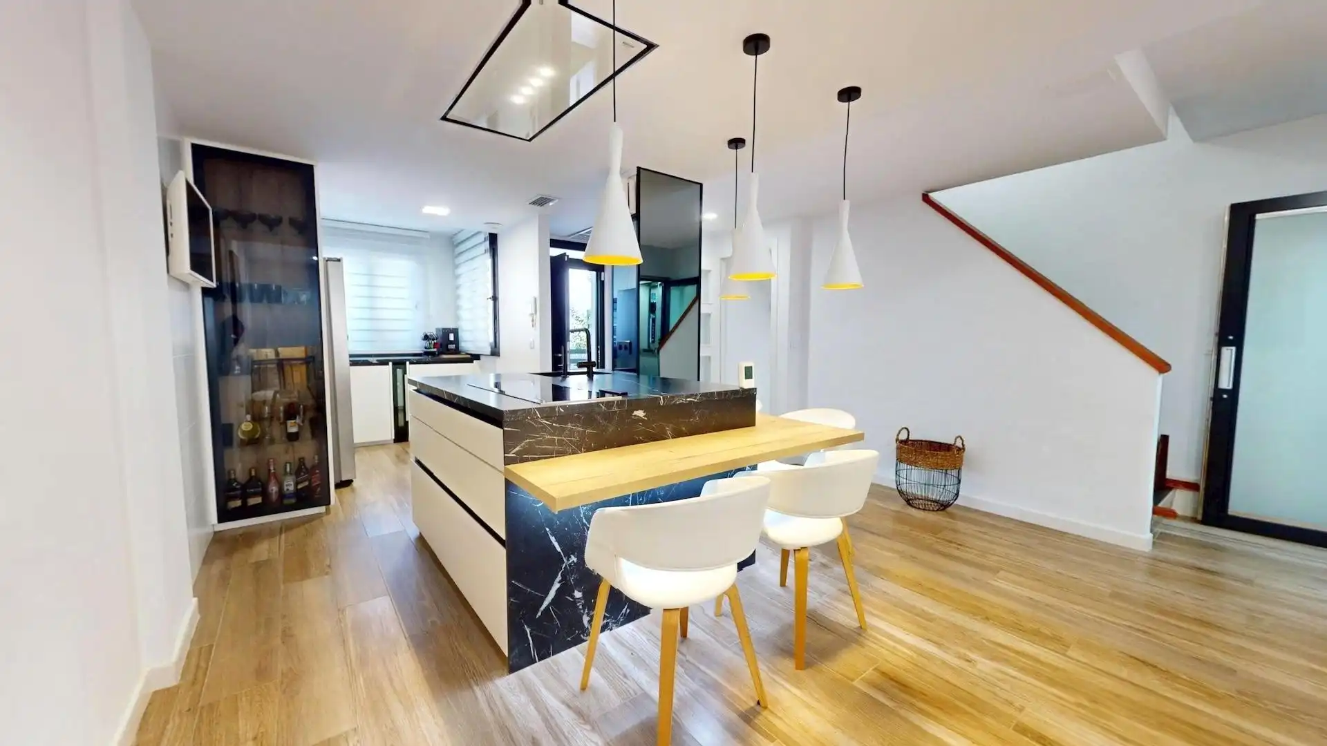Maison mitoyenne avec piscine à vendre à Calle MANOS UNIDAS