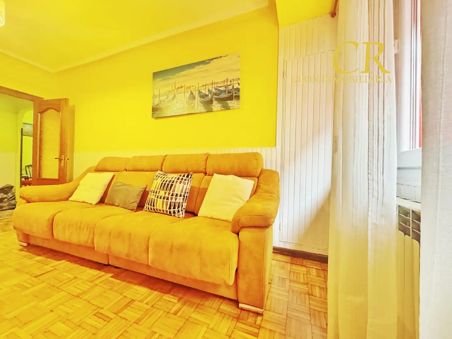 Sala de estar de Piso en venta en Gijón  con Calefacción, Terraza y Amueblado