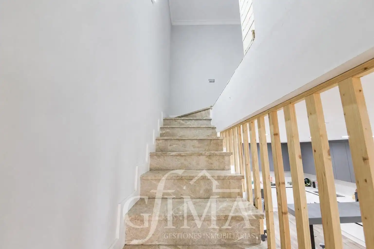 Casa adosada en venta en Tomelloso con Calefacción y Trastero