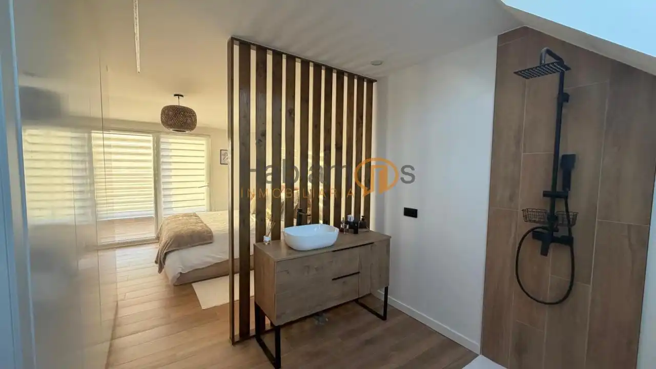 Habitación de Casa o chalet en venta en Vilagarcía de Arousa con Calefacción, Jardín privado y Terraza