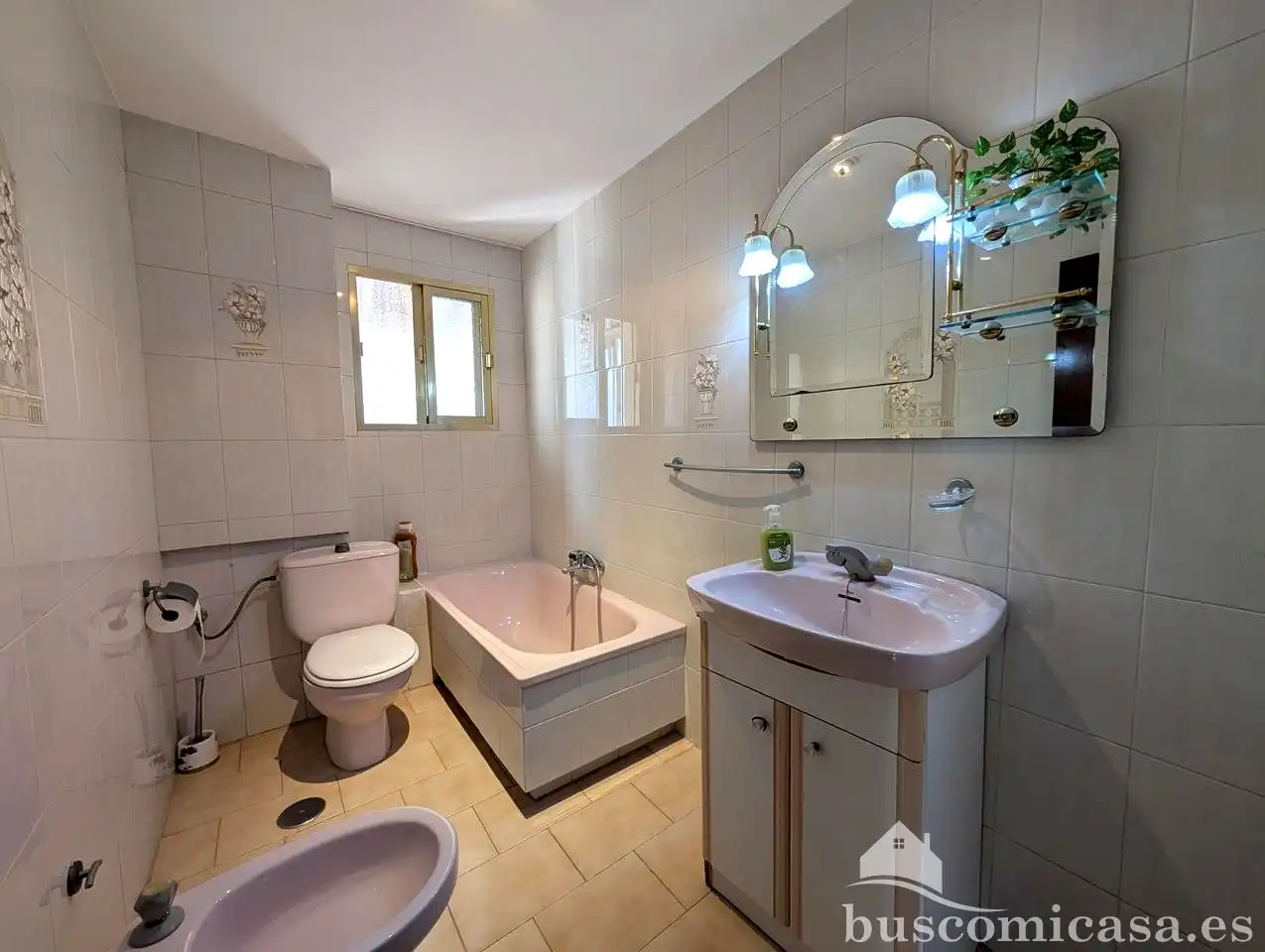Baño de Piso en venta en Linares con Amueblado y Balcón