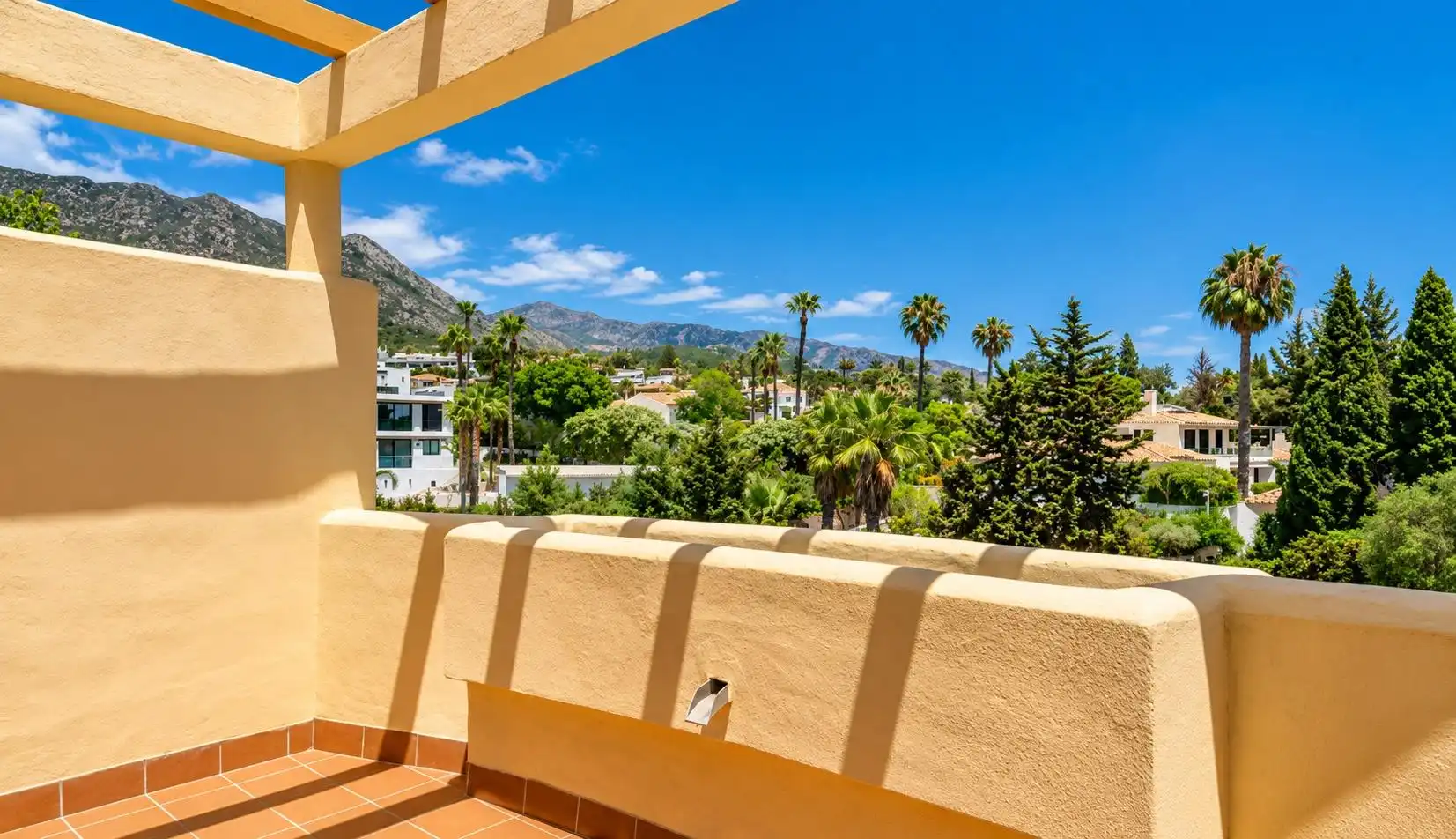 Casa pareada con terraza en venta en Calle Calle Sierra de Istán, imagen 25