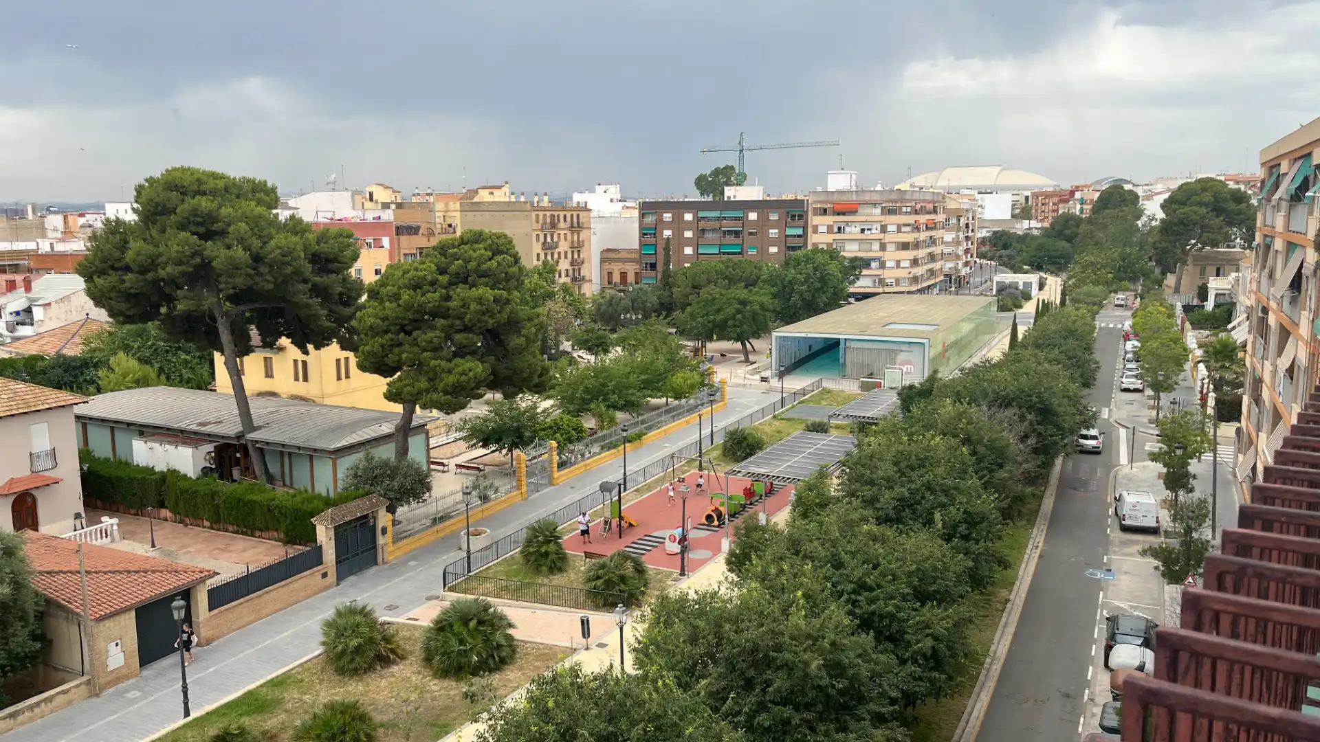 Exterior view of Flat for rent in Valencia  with Air Conditioner, Furnished and Oven