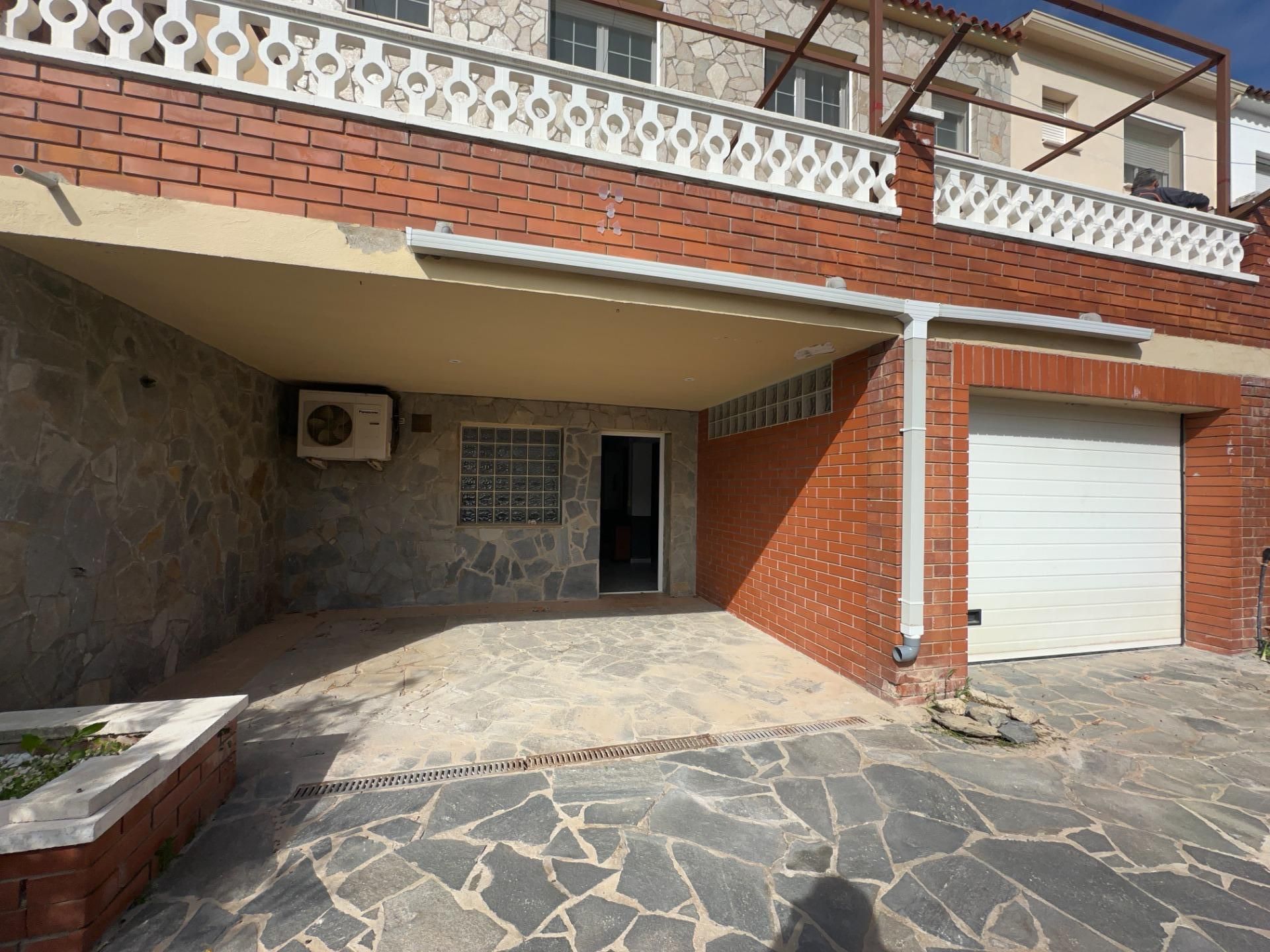 House or chalet for sale in Piera  with Heating, Private garden and Terrace