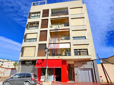Apartment with balcony for sale in Calle Mayor 64