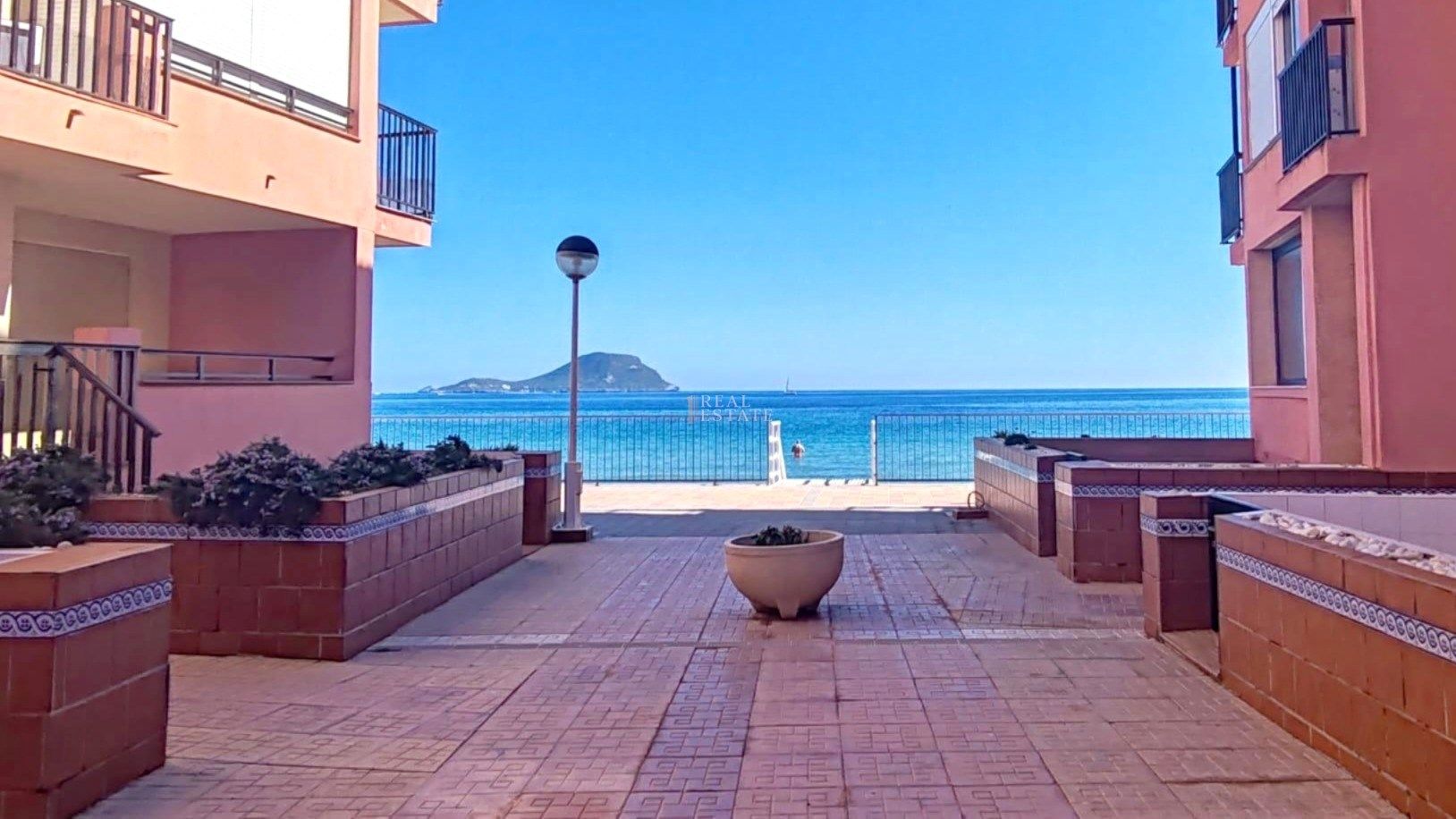 Exterior view of Flat for sale in La Manga del Mar Menor  with Storage room and Balcony