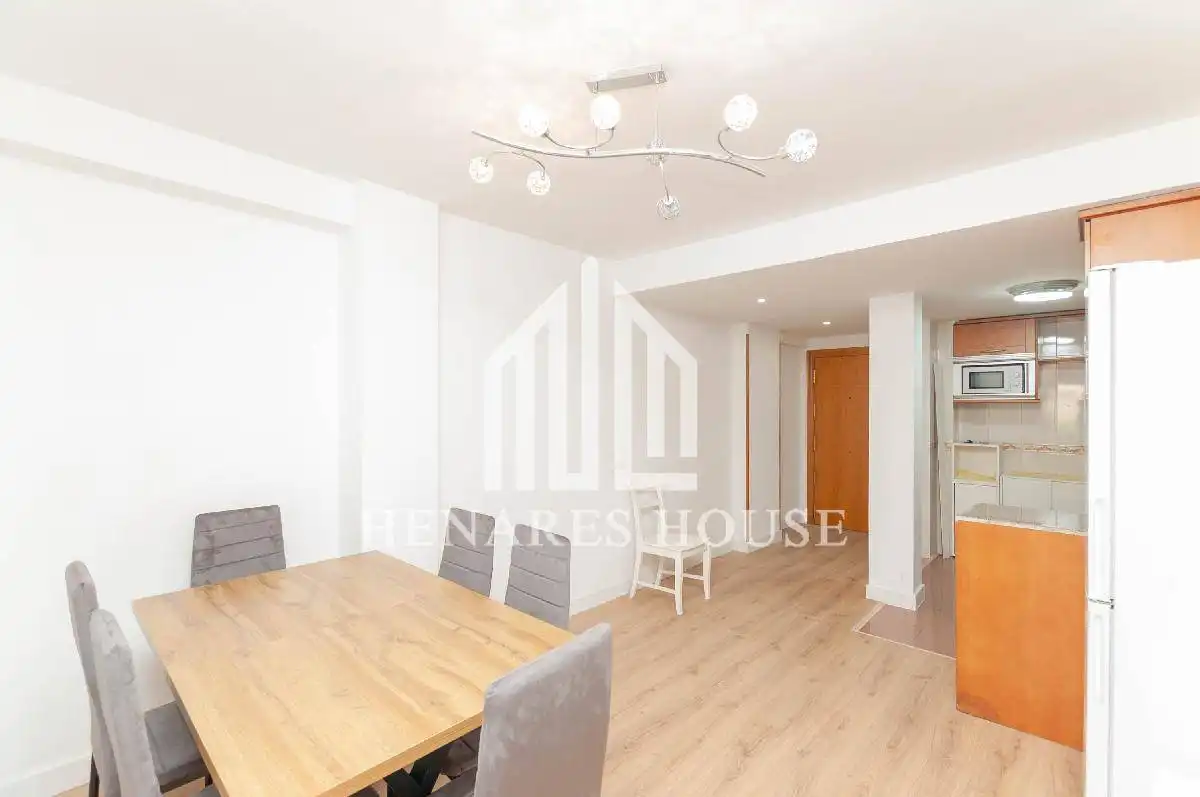 Wohnung mit Aufzug zur Miete in Barrio Venecia - Nueva Alcalá, imagen 5